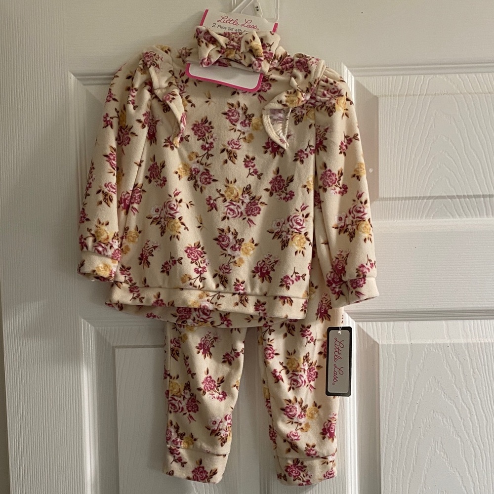 Little Lass Cream and Pink Floral Pajama Set
